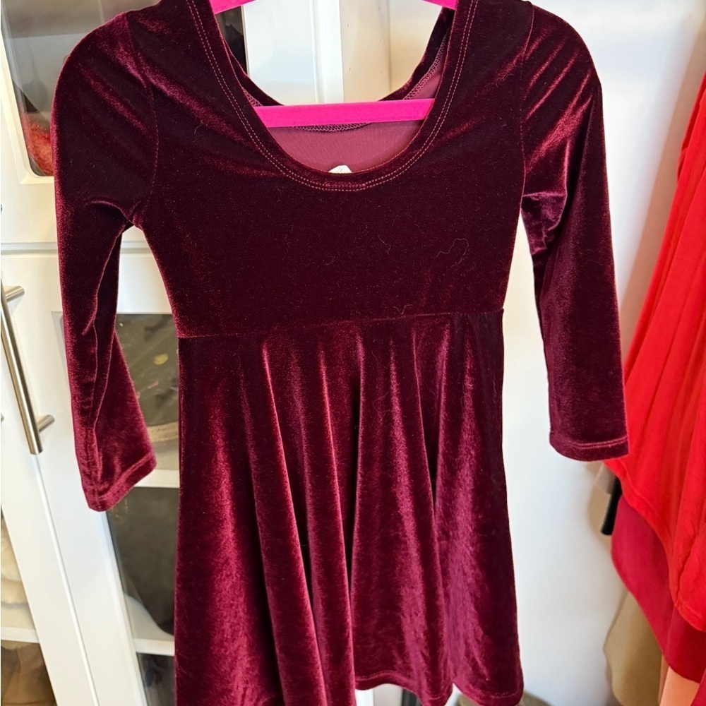 Velvet Burgundy Dress Kids Size 4/5 - Picture 2 of 3